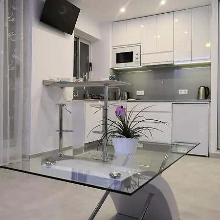 Blue Horizon Luxury Apartment