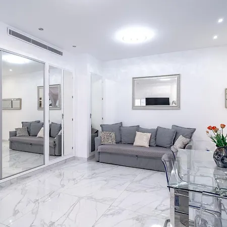 Blue Horizon Luxury Apartment *