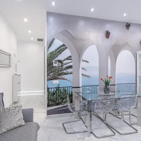 Blue Horizon Luxury Appartamento